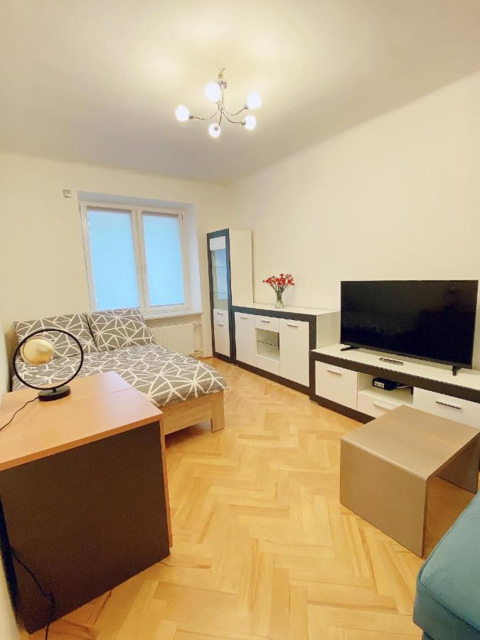 Apart Wiktoria Warsaw Exterior photo